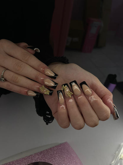 SOPHIE - NAIL TECH