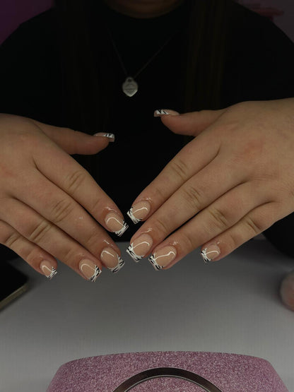 SOPHIE - NAIL TECH